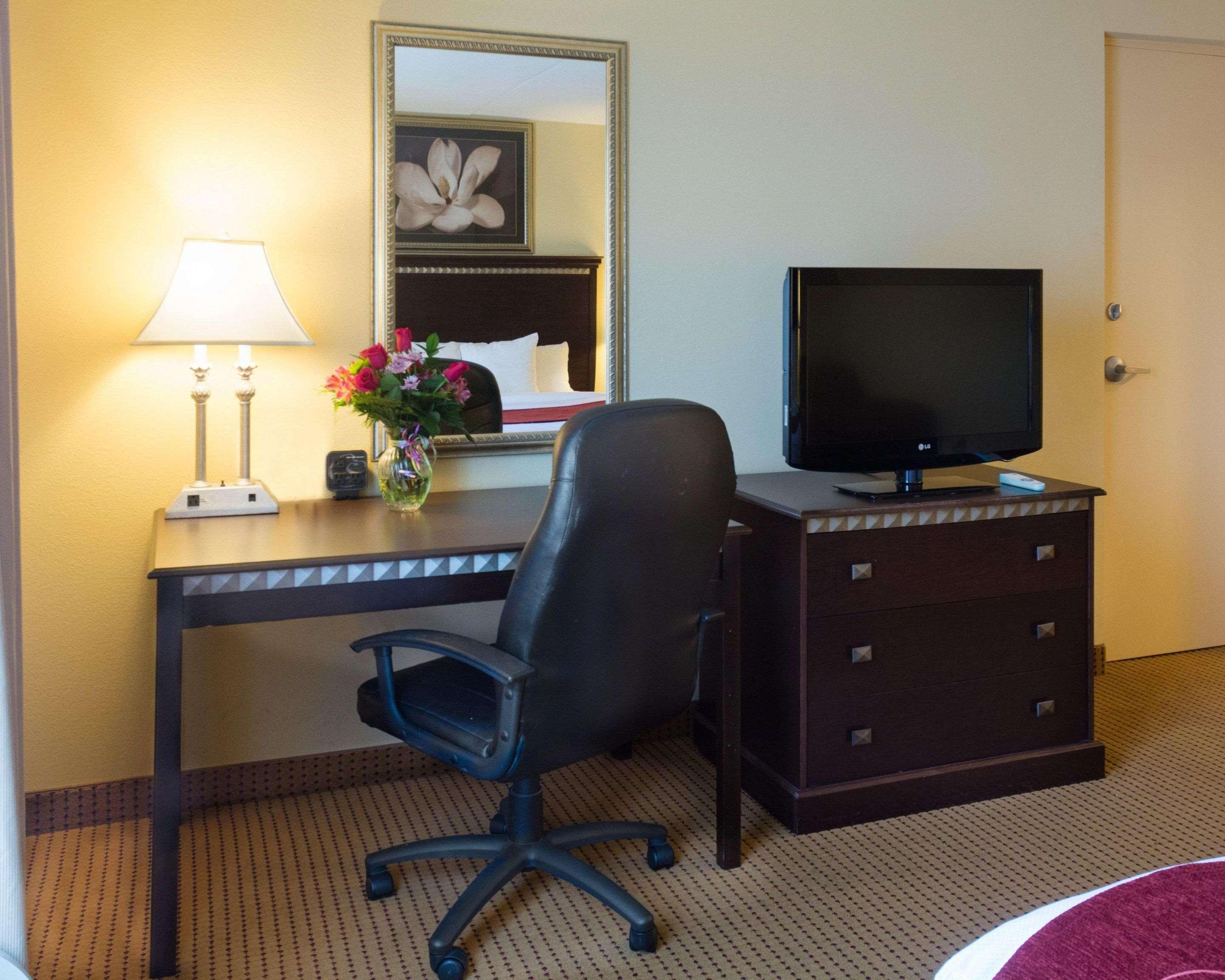 Comfort Suites Fredericksburg North Extérieur photo
