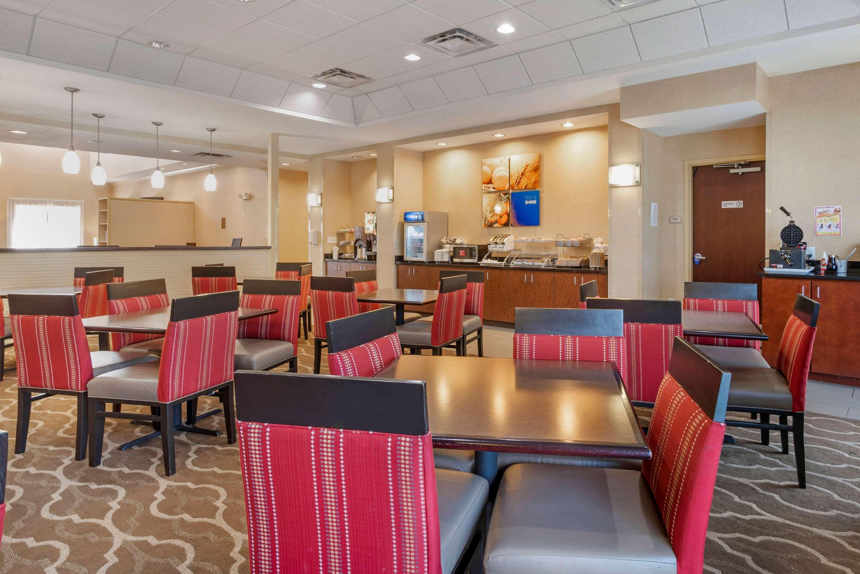 Comfort Suites Fredericksburg North Extérieur photo